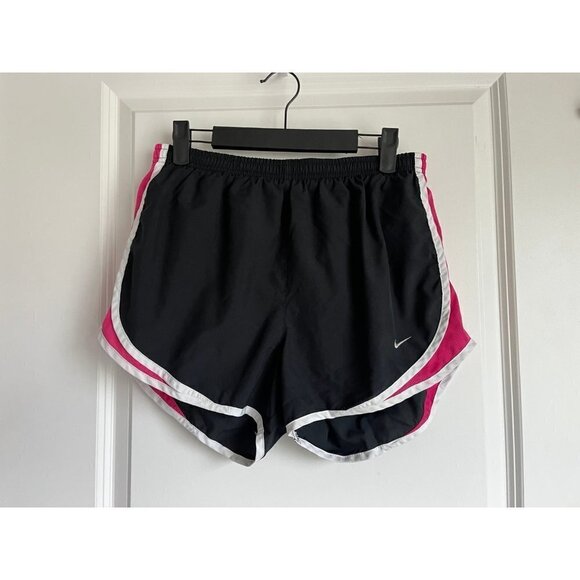 Nike Shorts - Picture 1 of 2